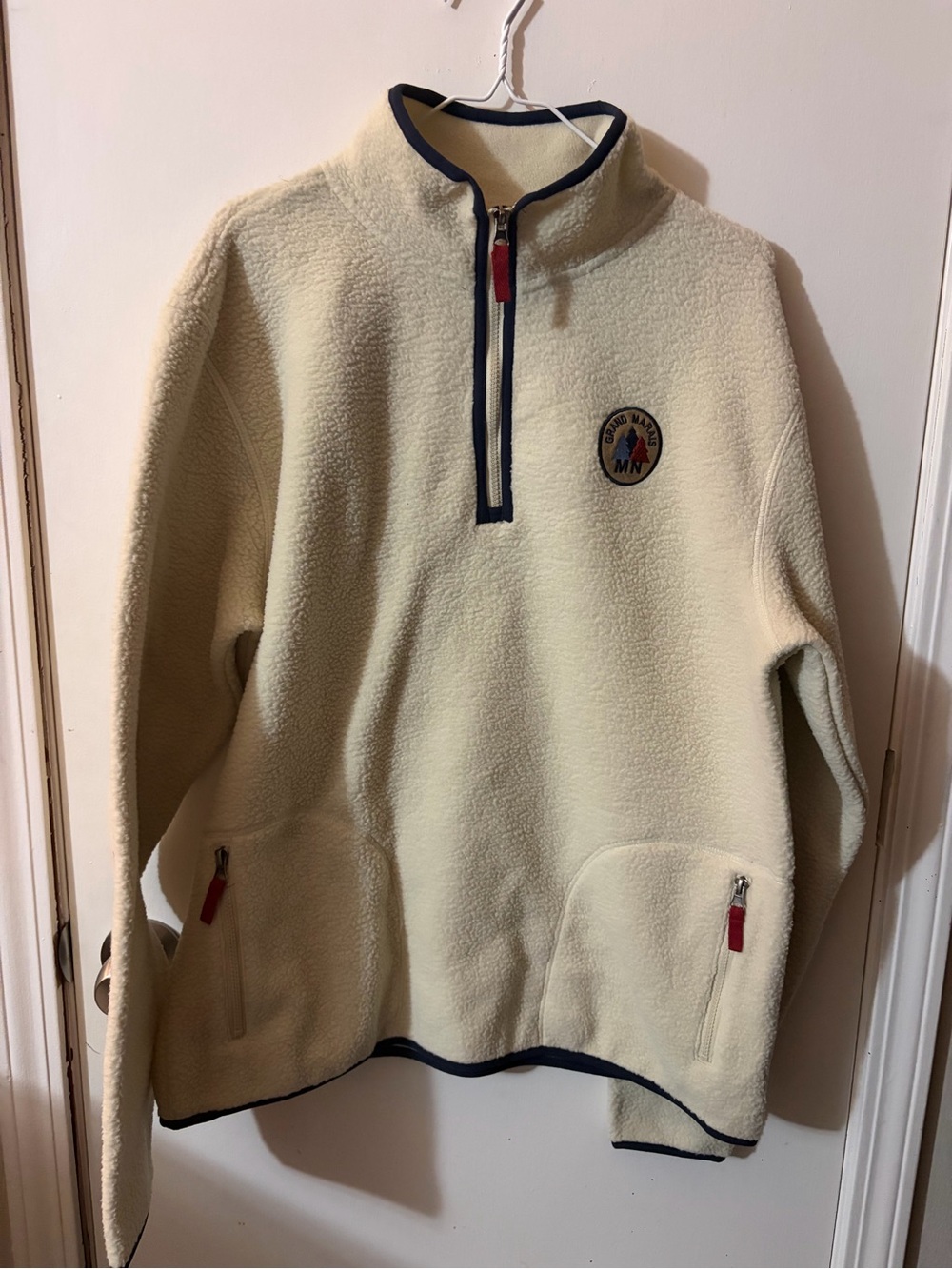 NWOT Men’s Blue 84 Large Grand Marais MN Cream Half-Zip Fleece Sweater Tote16